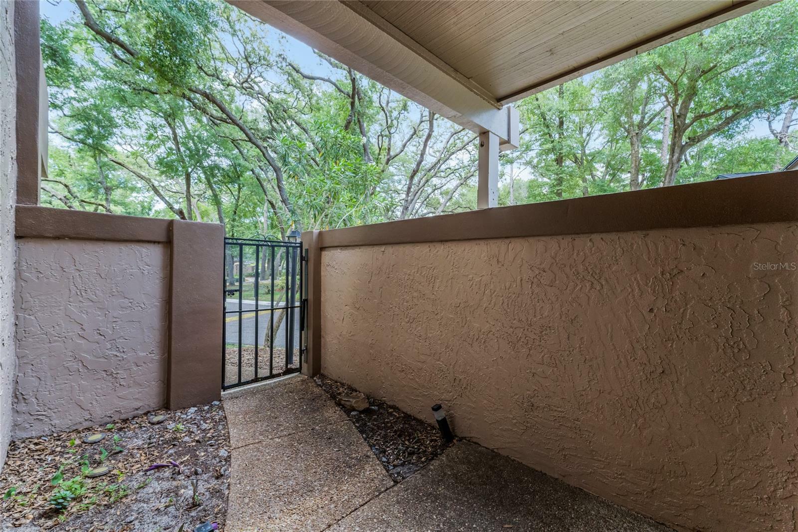 Property Photo:  940 Douglas Avenue 140  FL 32714 