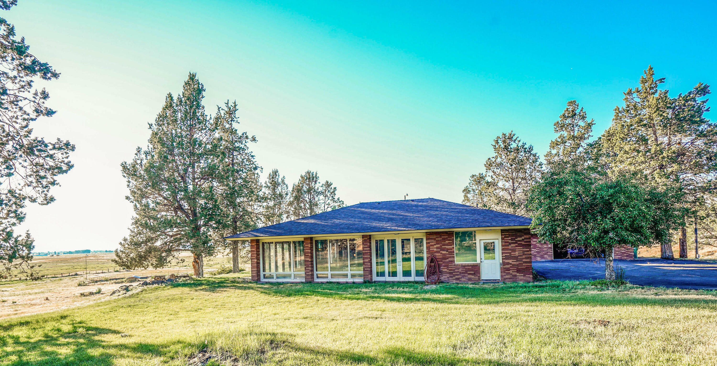 Property Photo:  13221 Crystal Springs Road  OR 97603 