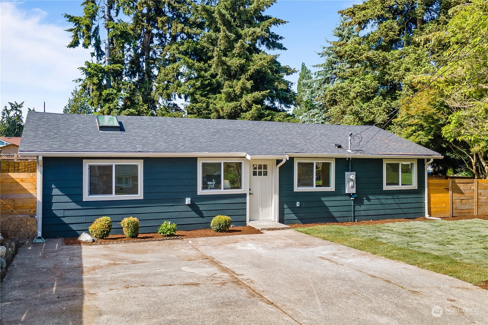 Property Photo:  810 SW 306th Street  WA 98023 