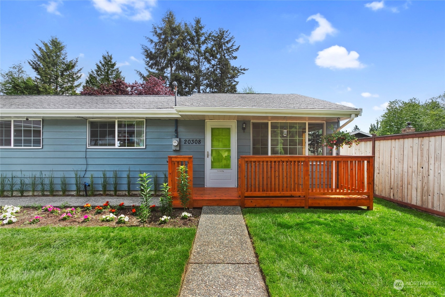 Property Photo:  20308 21st Avenue NE  WA 98155 