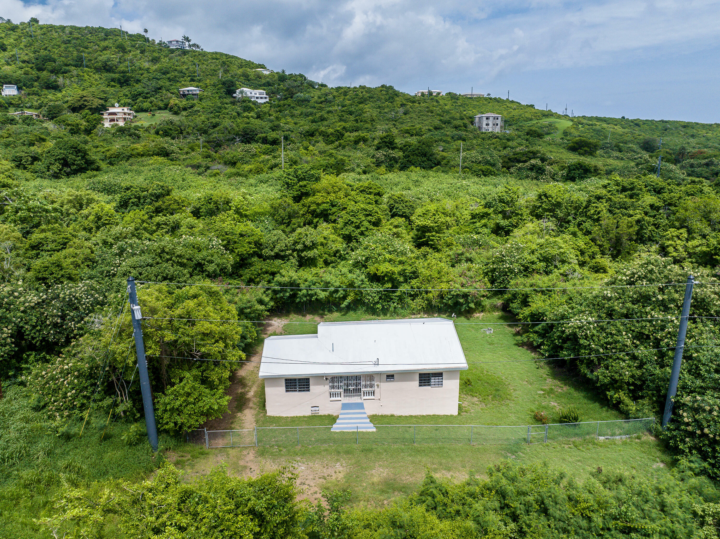 Property Photo: 272 La Vallee Nb VI 00850