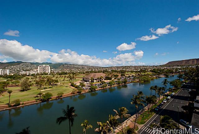 Property Photo: 320 Liliuokalani Avenue 1105 HI 96815