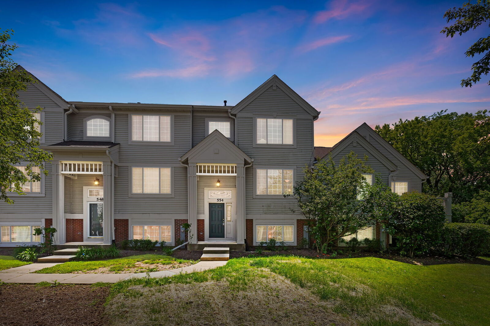 Property Photo:  554 New Haven Drive  IL 60013 