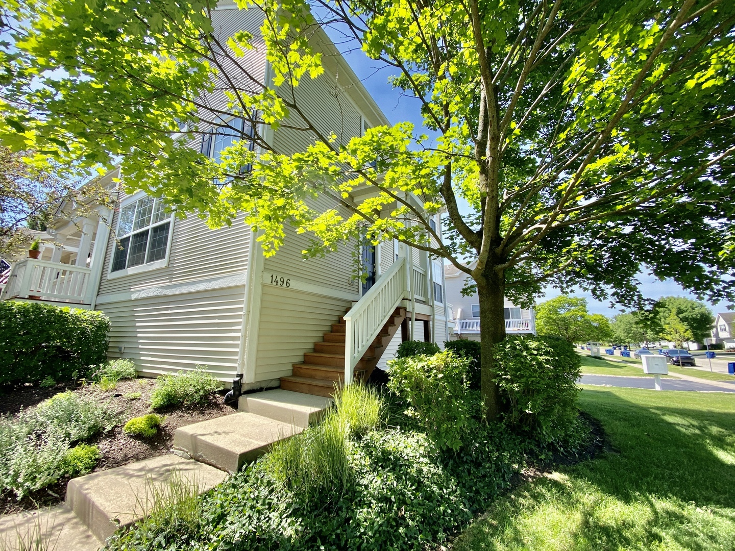 Property Photo: 1496 Cambria Drive 1 IL 60115