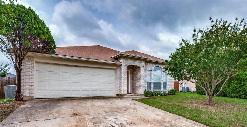 Property Photo:  1913 Wild Valley Trail  TX 75052 