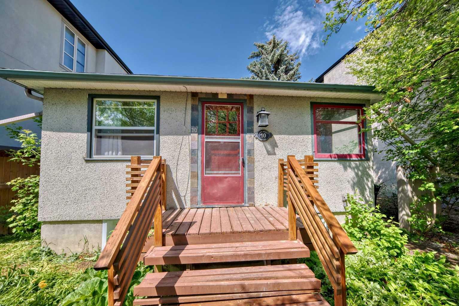 Property Photo:  10 St Monica Avenue SE  AB T2G 3Y3 