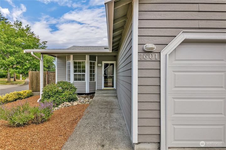 Property Photo:  7601 S Junett Street  WA 98409 
