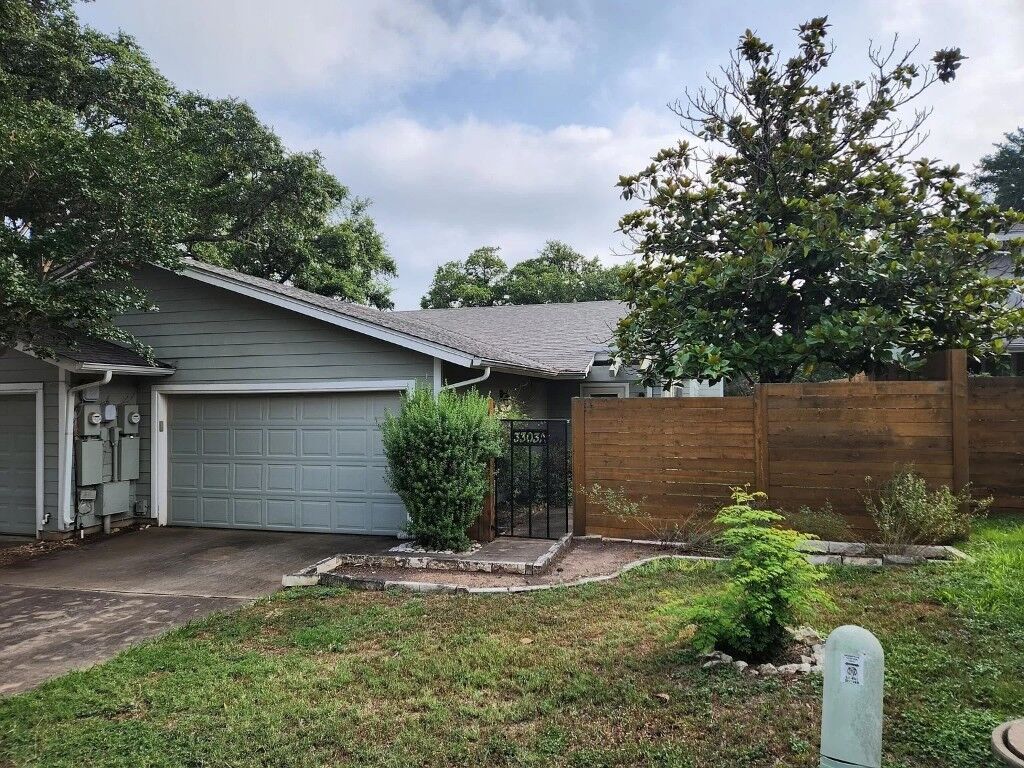 Property Photo: 3303 W William Cannon Drive A TX 78745