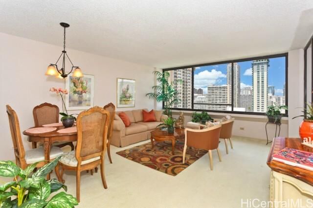 Property Photo:  430 Lewers Street 17A  HI 96815 