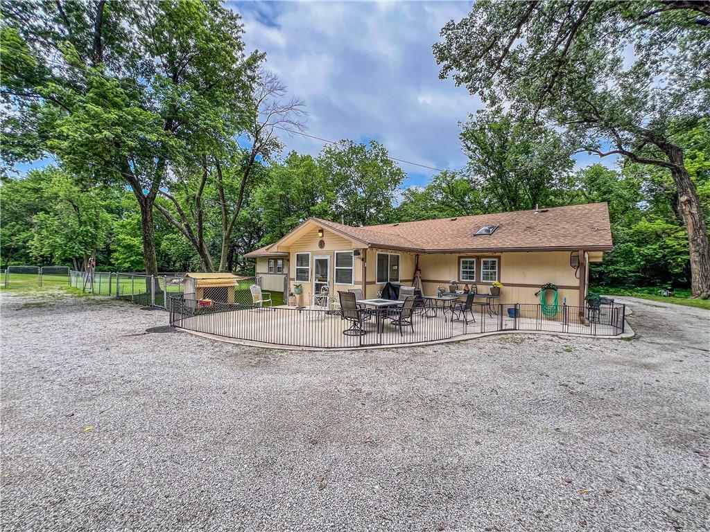 Property Photo:  3790 County Road 4075 N/A  KS 67301 