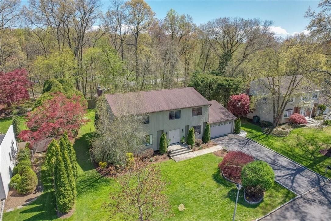 Property Photo: 26 Devonshire Drive NY 10605