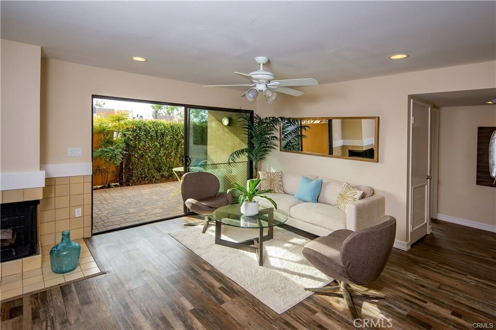 Property Photo: 25671 Le Parc 91 CA 92630