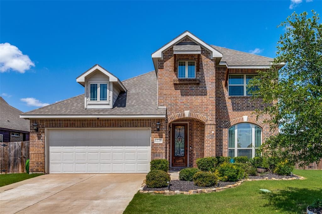 Property Photo:  6220 Creekhaven Drive  TX 75181 
