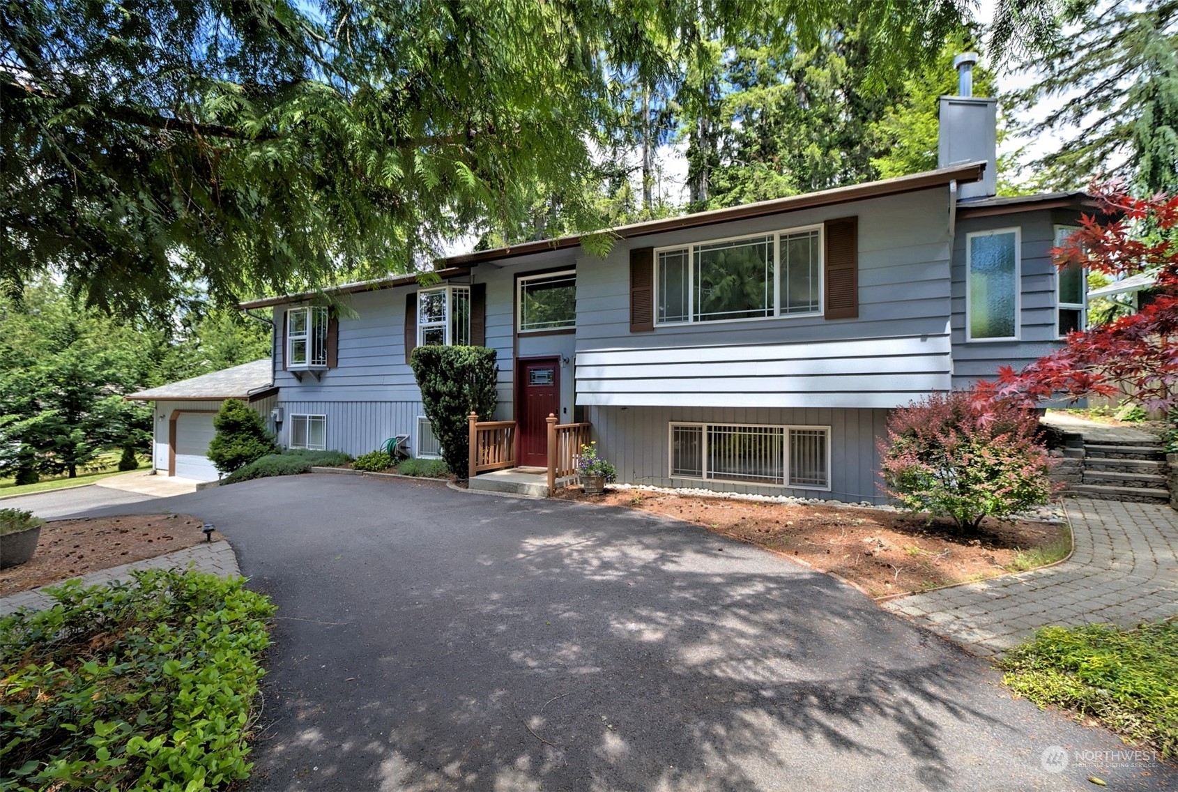 Property Photo:  10 E Lakeland Way  WA 98524 