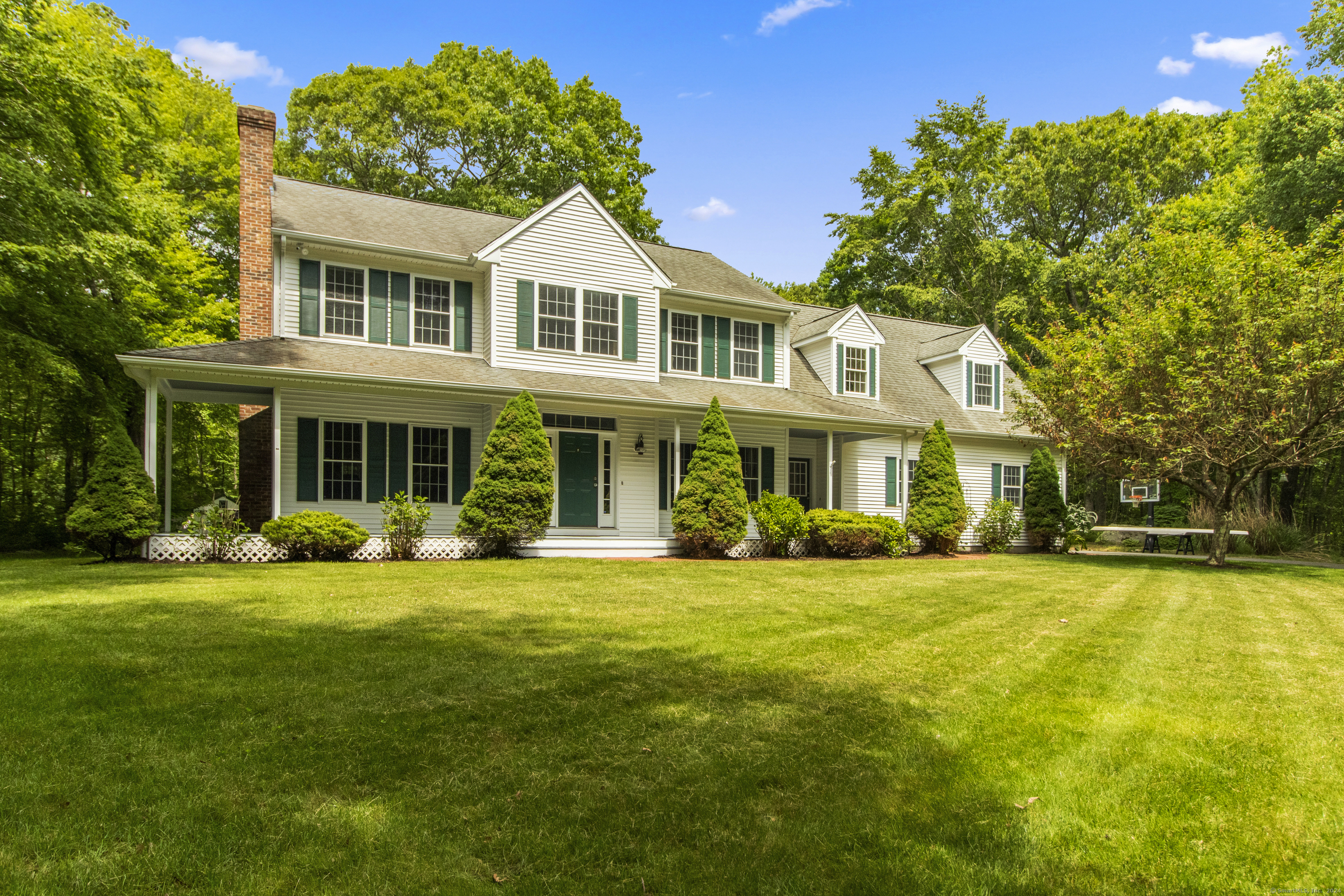 Property Photo:  7 Maywood Drive  CT 06371 