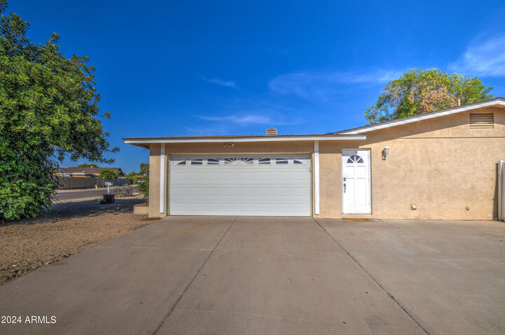 Property Photo:  4855 W Desert Hills Drive  AZ 85304 
