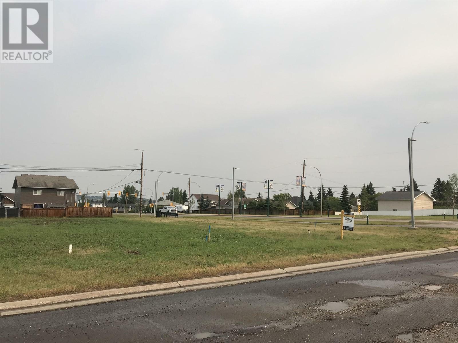 Photo de la propriété:  10008 111 Avenue  BC V1J 2V2 