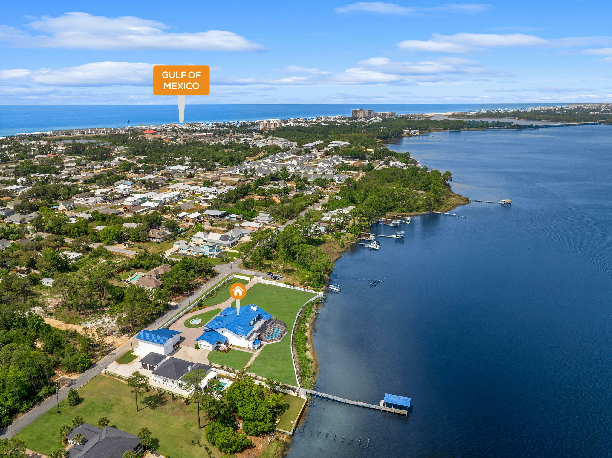 Property Photo:  820 Gulf View Drive  FL 32413 