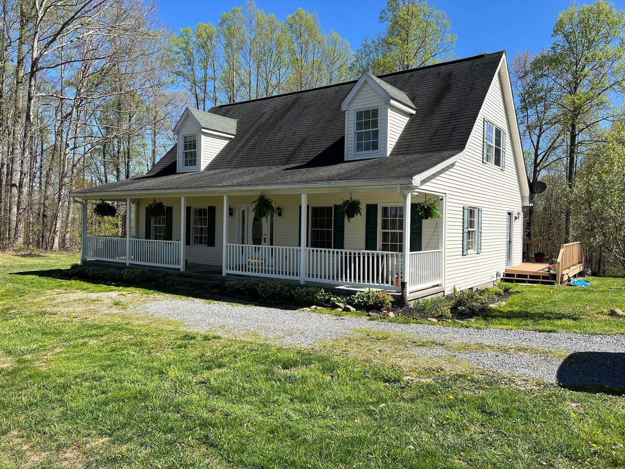 Property Photo:  358 E Ridge Ln  WV 24910 