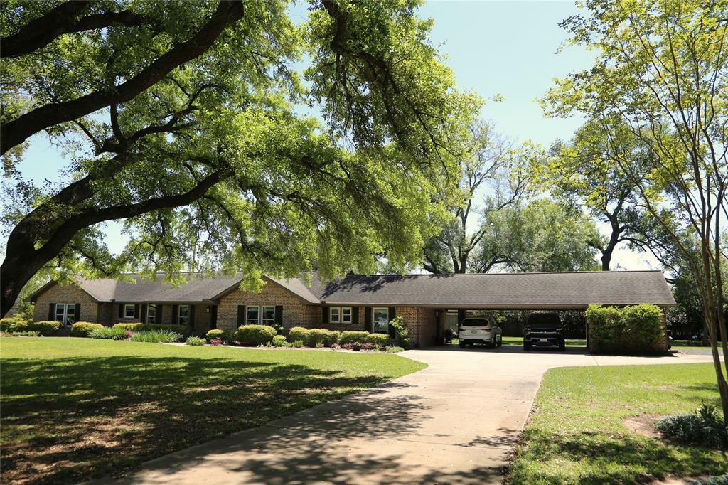 Property Photo:  5807 Lilac Street  TX 77493 