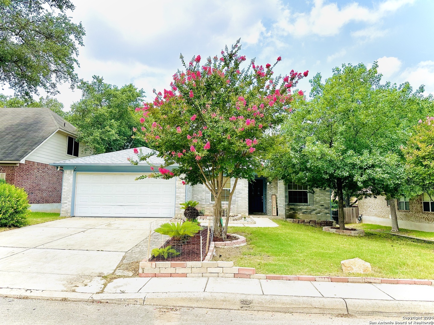 11143 Cedar Mountain  San Antonio TX 78249 photo