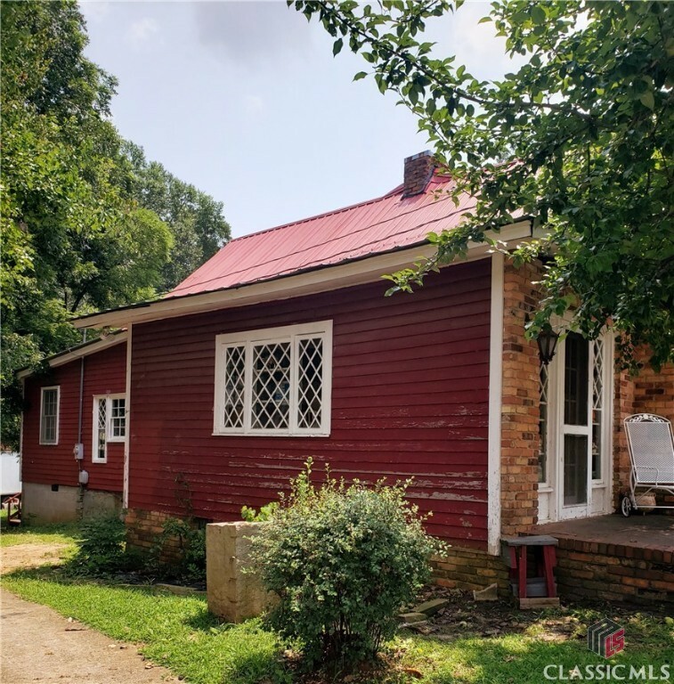 Property Photo:  346 Oliver Street N  GA 30635 