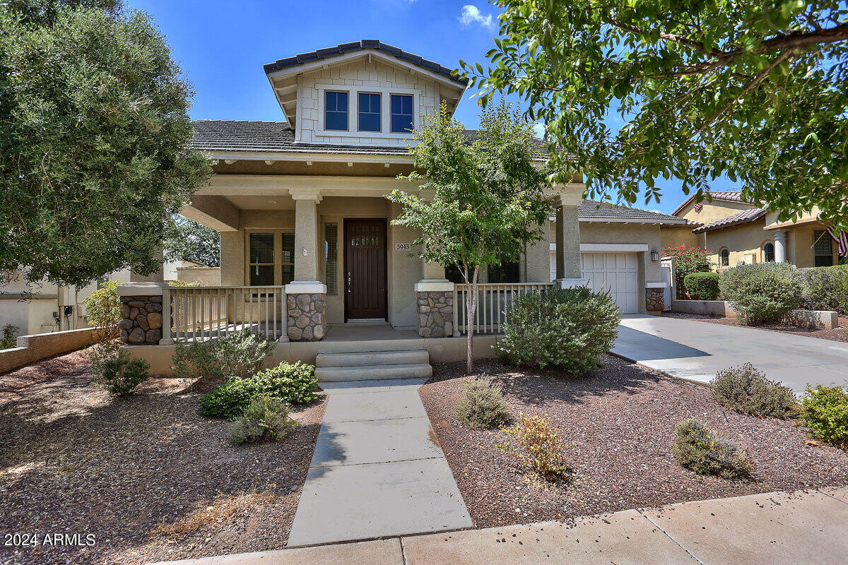 Property Photo:  3943 N Founder Circle  AZ 85396 