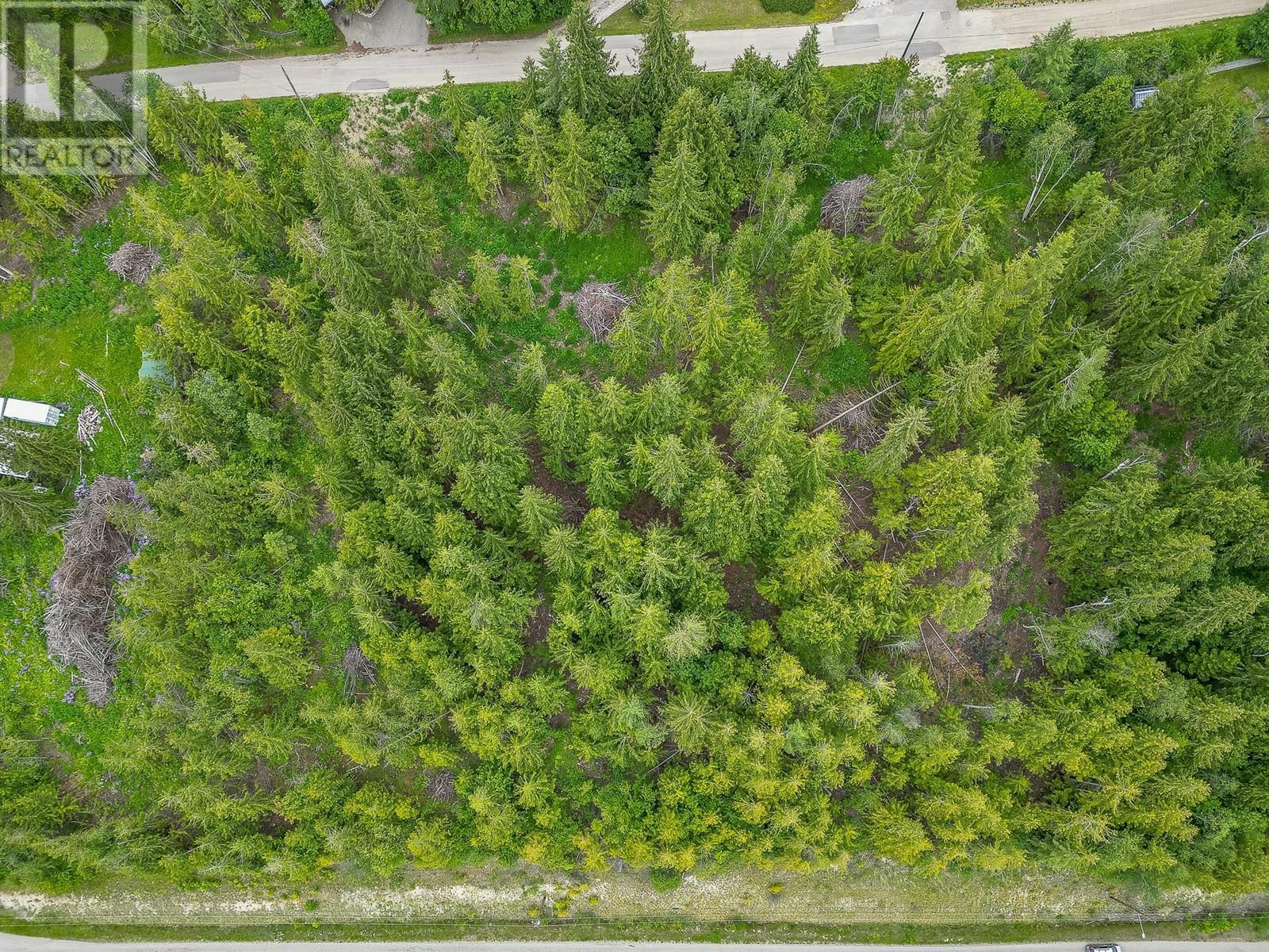 Property Photo: 119 Timberlane Road BC V0E 1V1