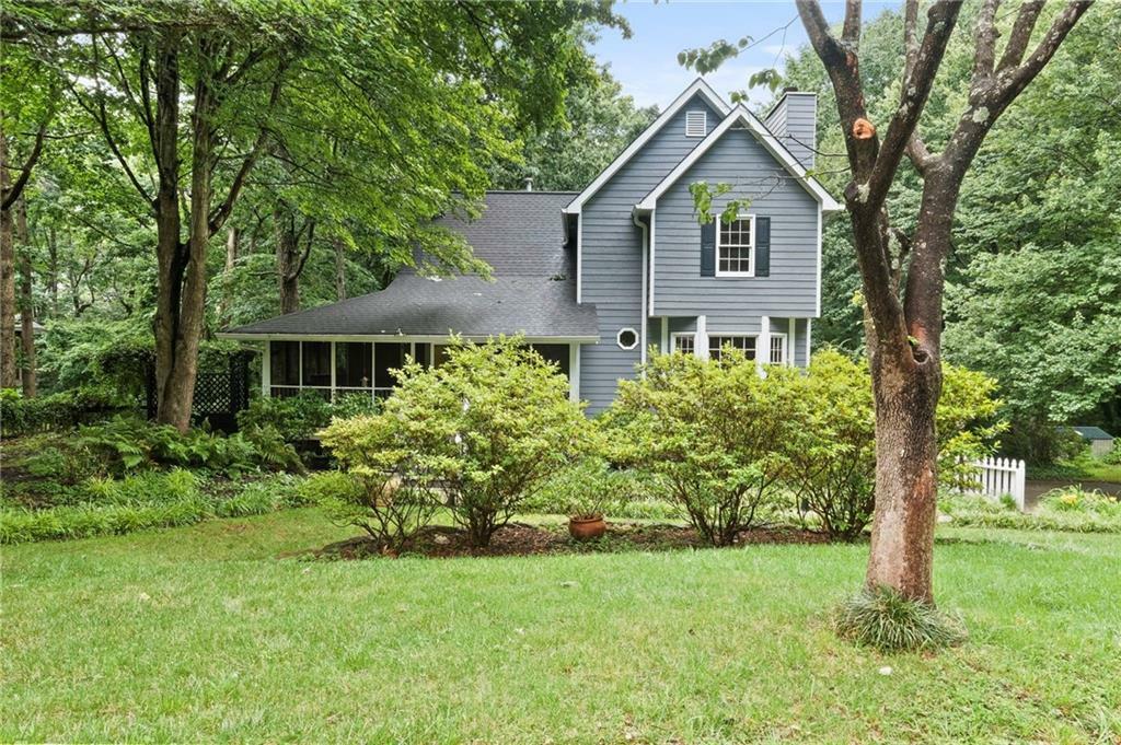 Property Photo:  141 Chantilly Lane  GA 30043 