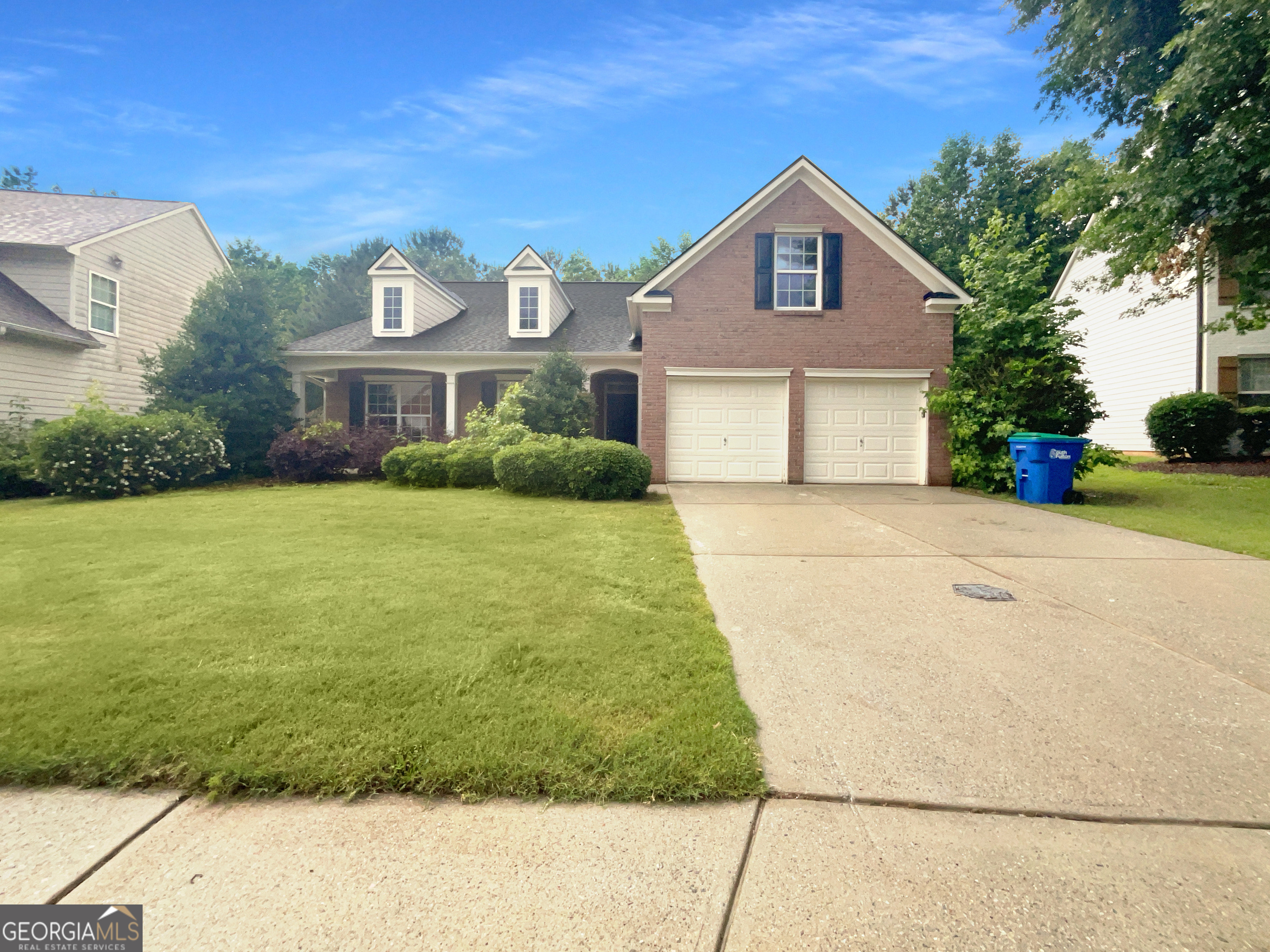 Property Photo: 4669 Creekside Cove GA 30349