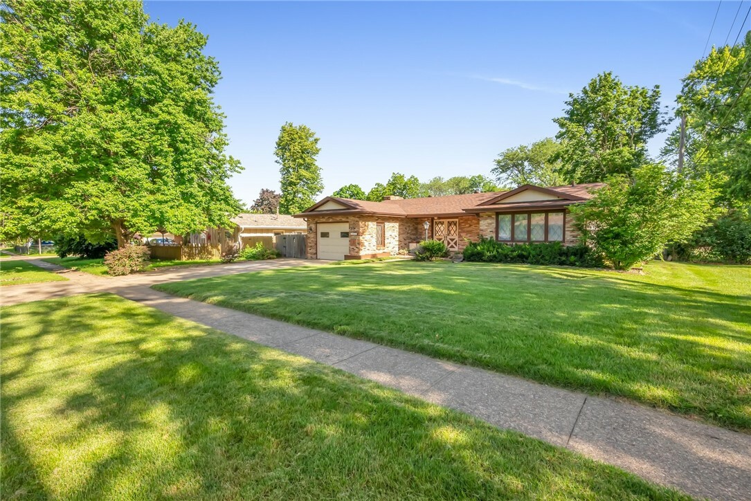 1222 SW Kenworthy Drive  Ankeny IA 50023 photo