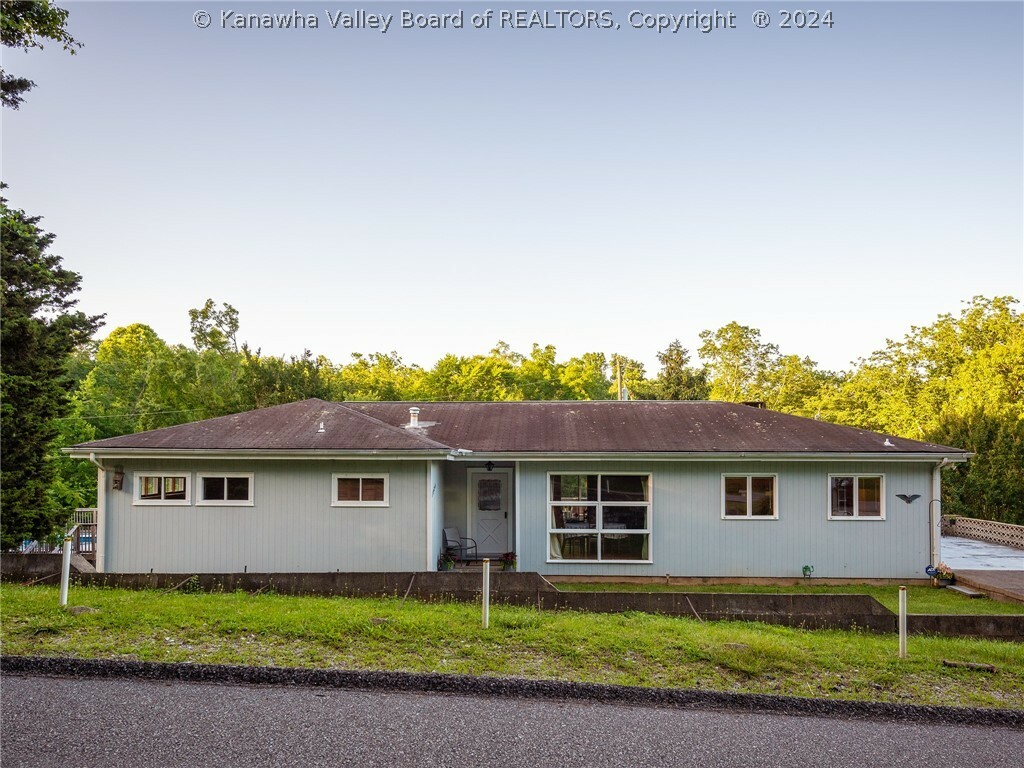 Property Photo:  1524 Skyline Road  WV 25314 