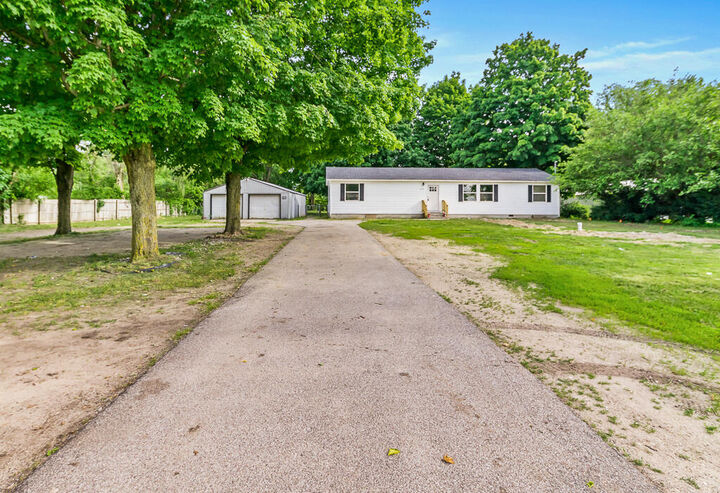 66391 Red Arrow Highway  Hartford MI 49057 photo