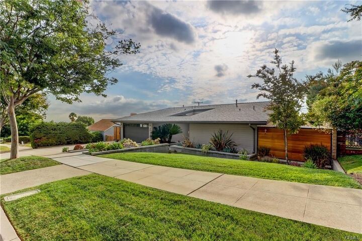 Property Photo: 1385 Coronet Avenue CA 91107