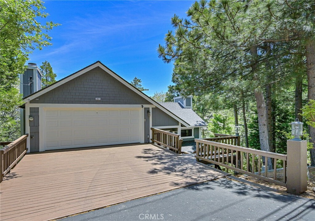 361 Grizzly Road  Lake Arrowhead CA 92352 photo