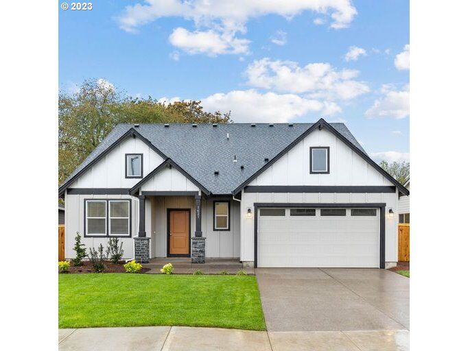 Property Photo:  16757 SE Pacific Crest Trail Pl Lt 584  OR 97086 