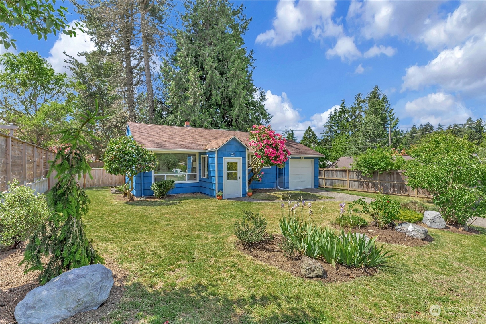 Property Photo:  1201 NE 170th Street  WA 98155 