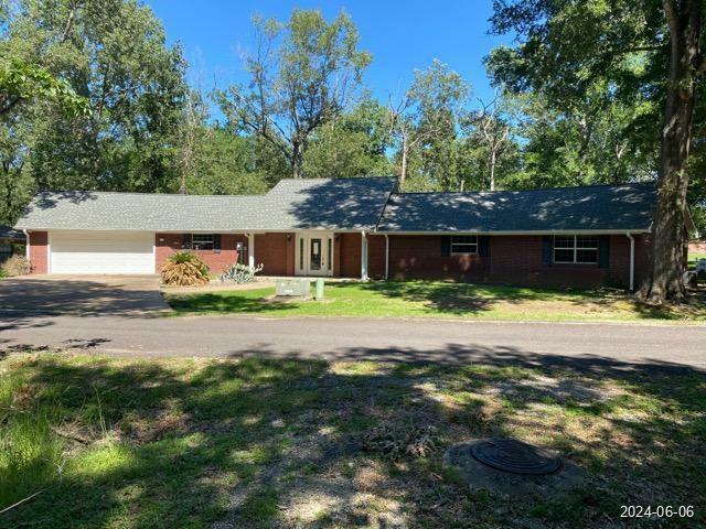 Property Photo: 245 Broadmoor Drive TX 75862