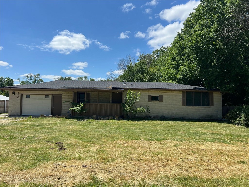 Property Photo:  470 NW 50th Place  IA 50313 