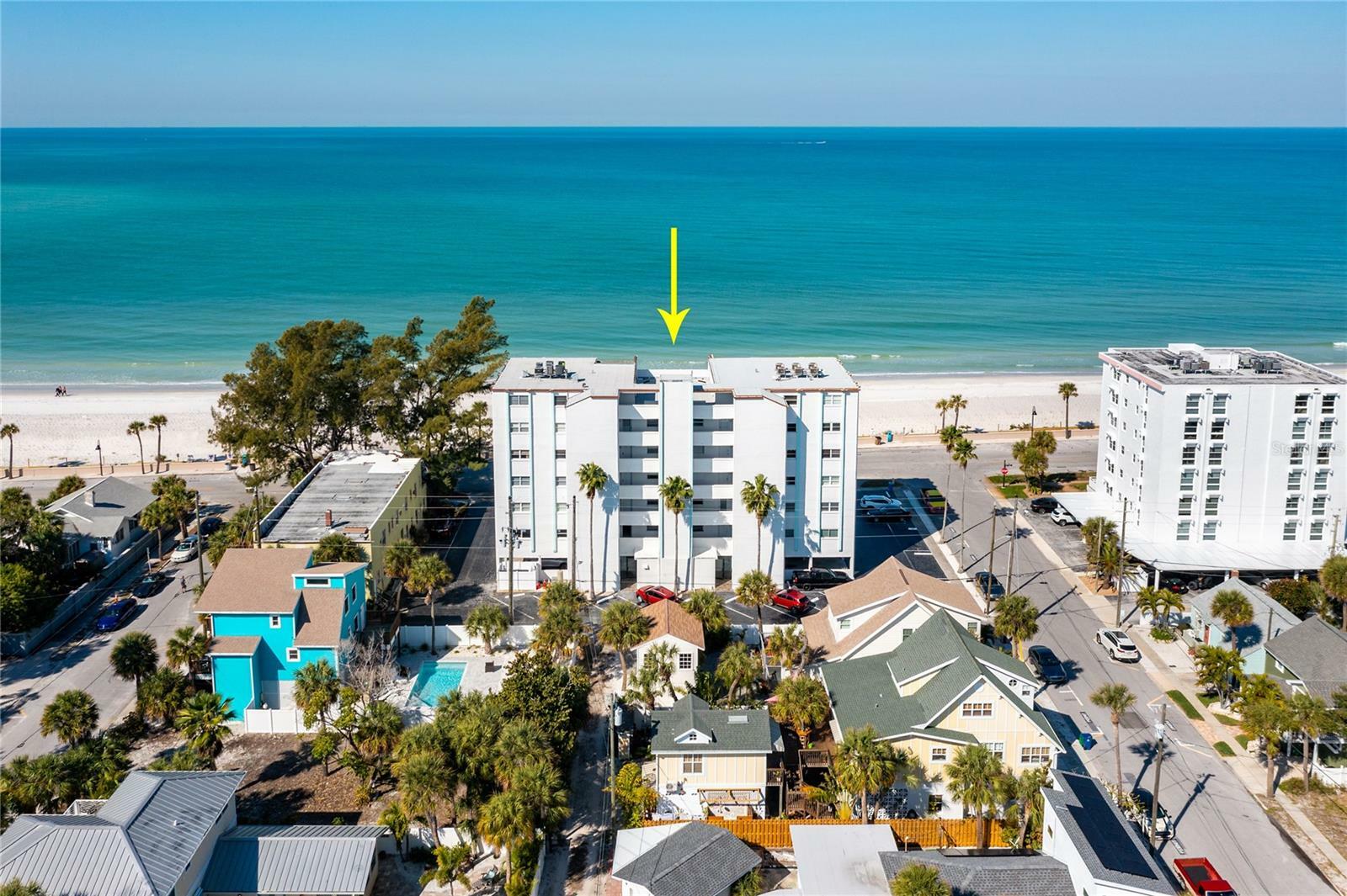 Property Photo: 403 Gulf Way 402 FL 33706