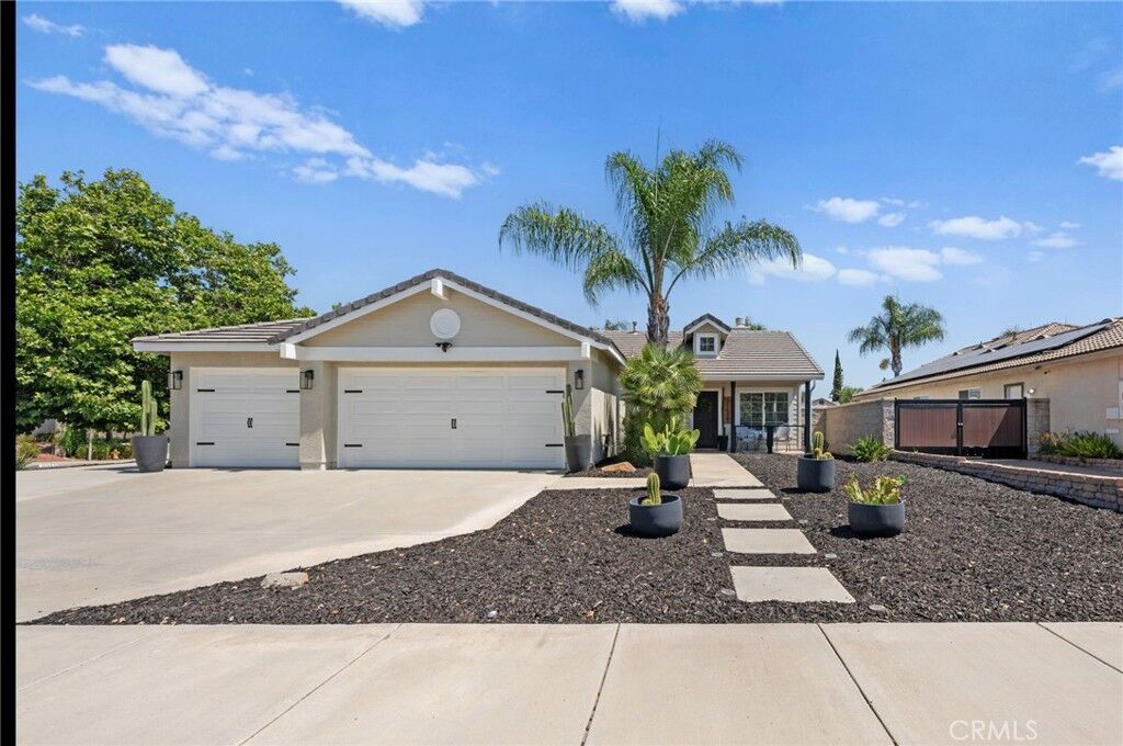 Property Photo:  31648 Alder Court  CA 92596 