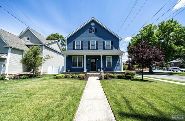 Property Photo:  36 Walnut Street  NJ 07424 