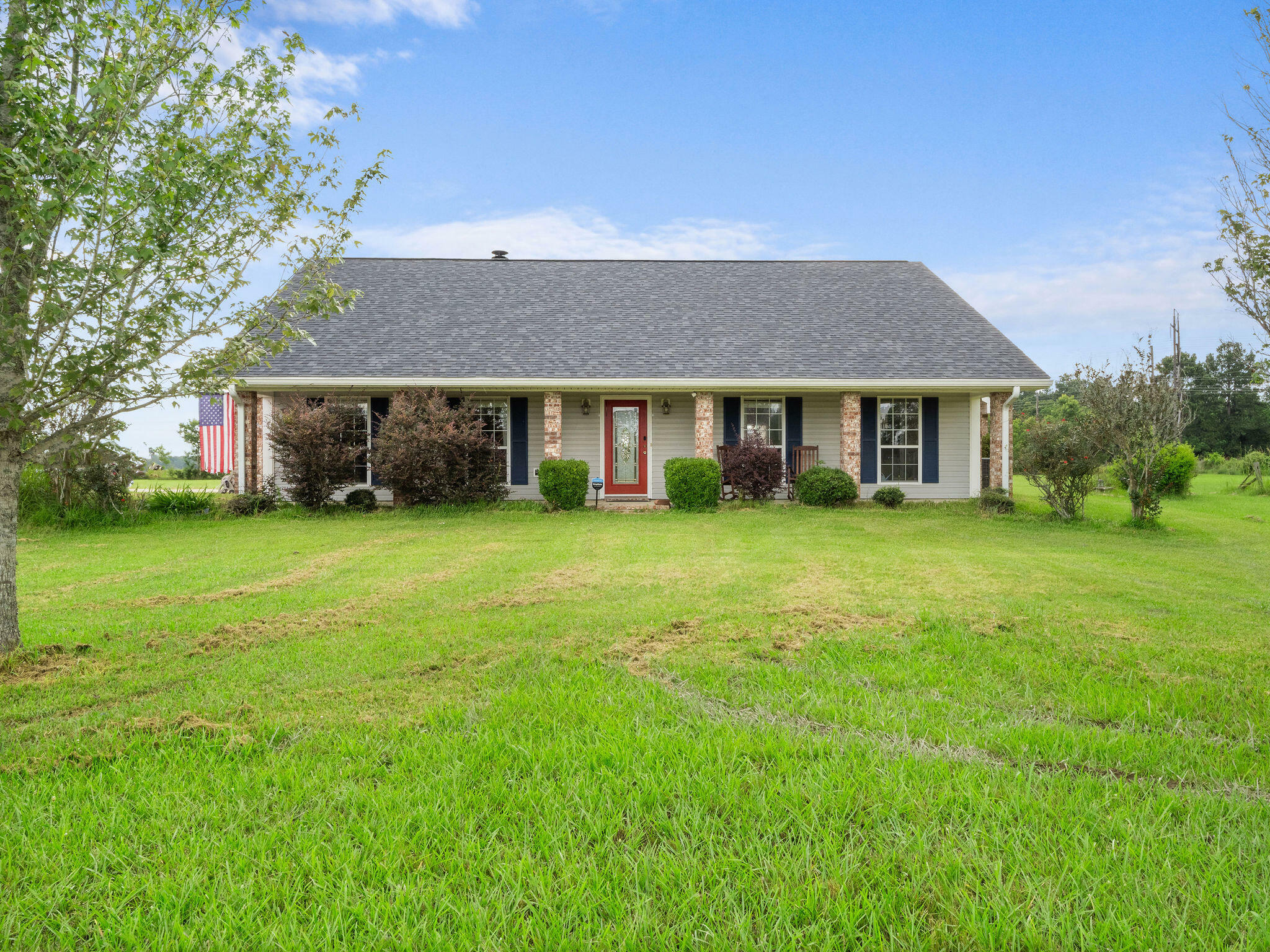 Property Photo:  1731 Planer Mill Rd  LA 70634 