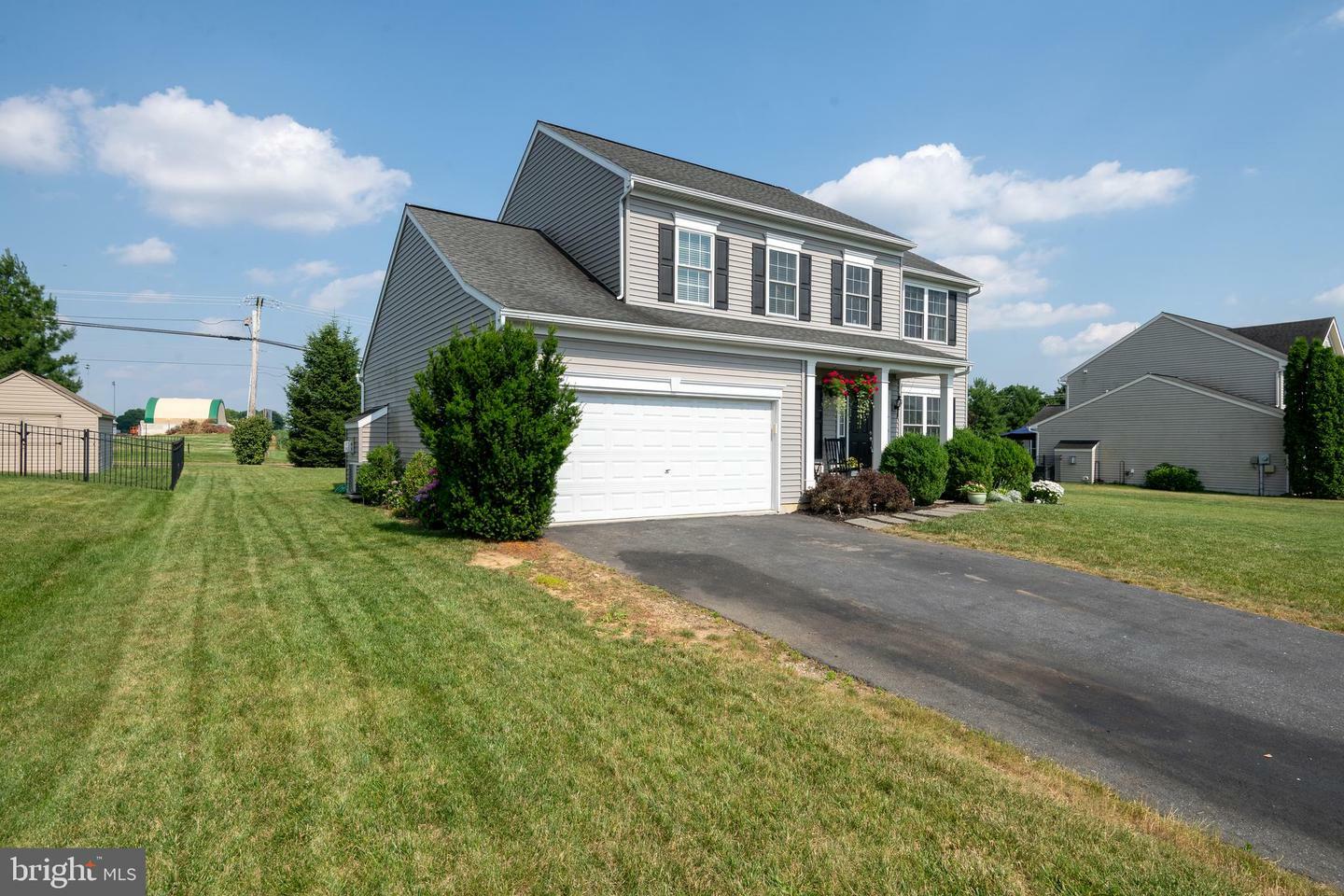 Property Photo:  416 Sweetwater Drive  PA 17078 