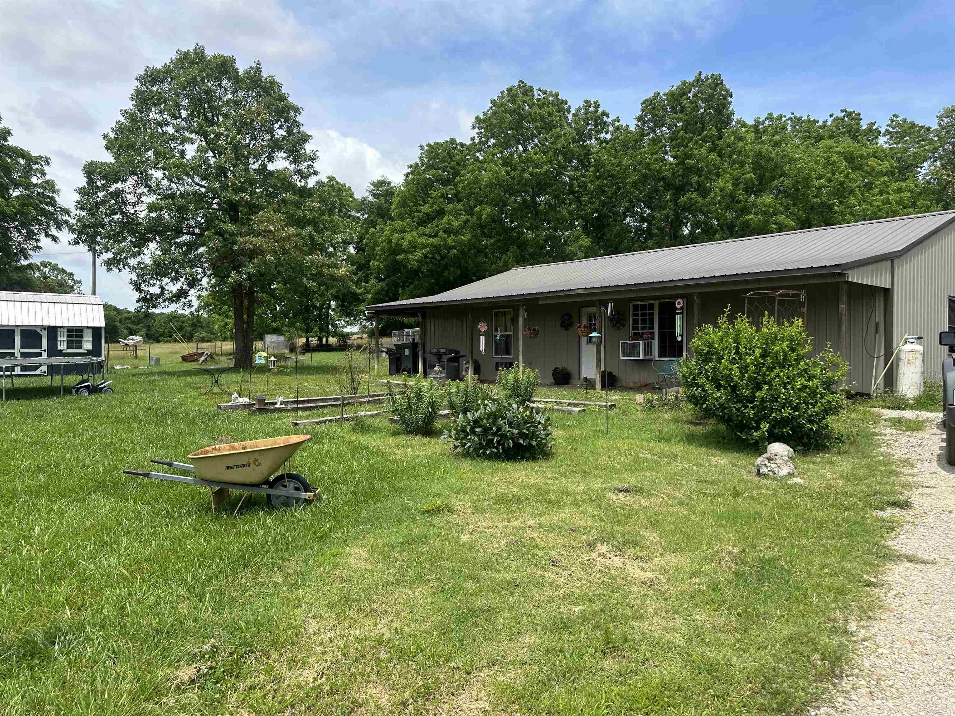 Property Photo:  2407 Hill String Rd  AR 72583 