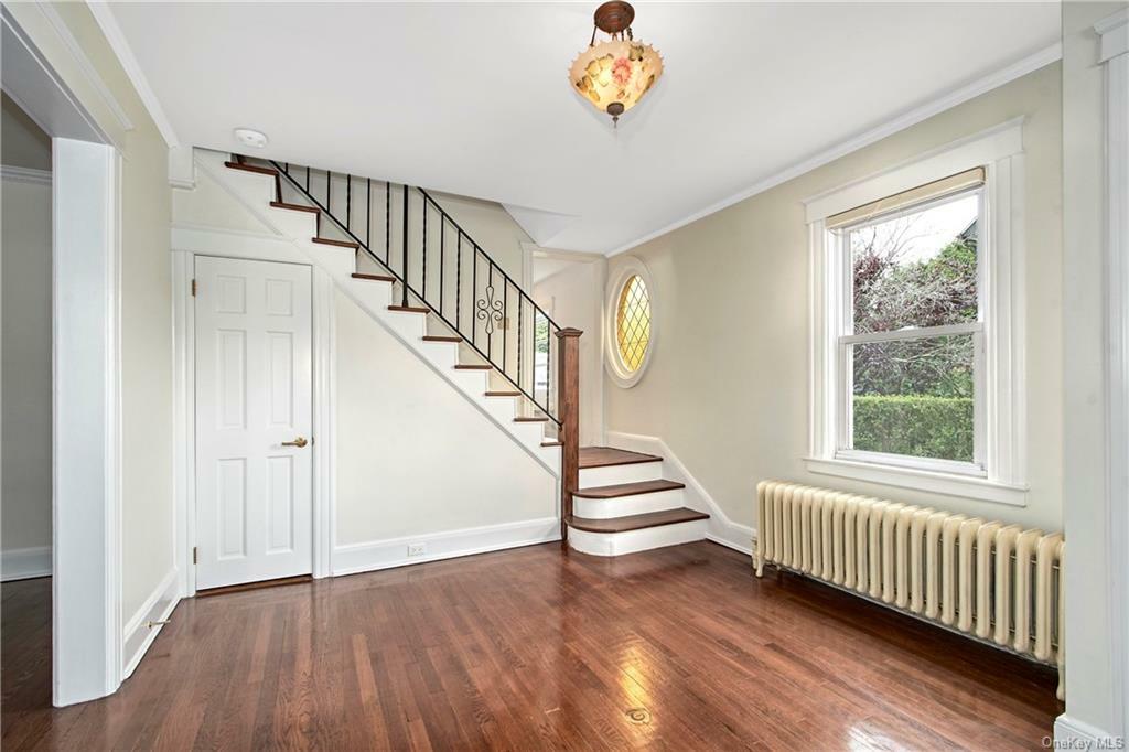 Property Photo:  49 Browndale Place  NY 10573 