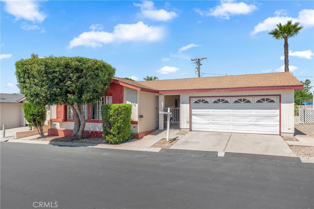 Property Photo:  3800 W Wilson Street 376  CA 92220 