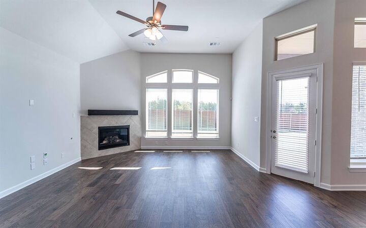Property Photo: 1907 Rondinella Drive TX 75032