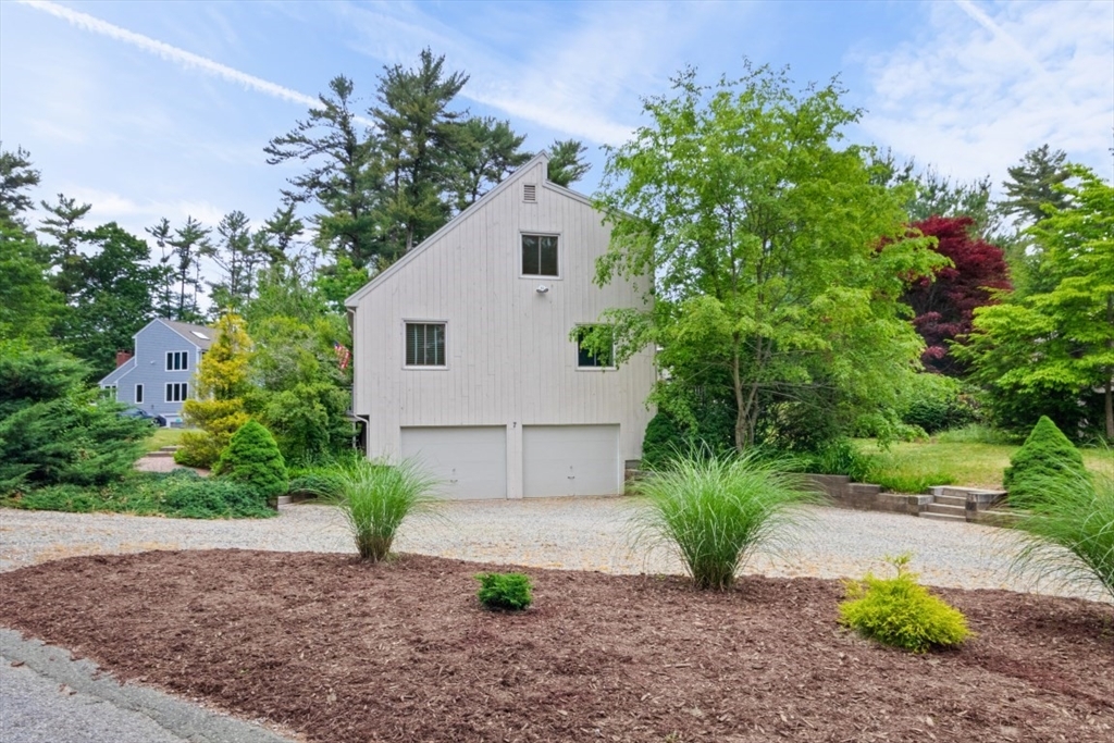 Property Photo:  7 Trout Farm Ln  MA 02332 