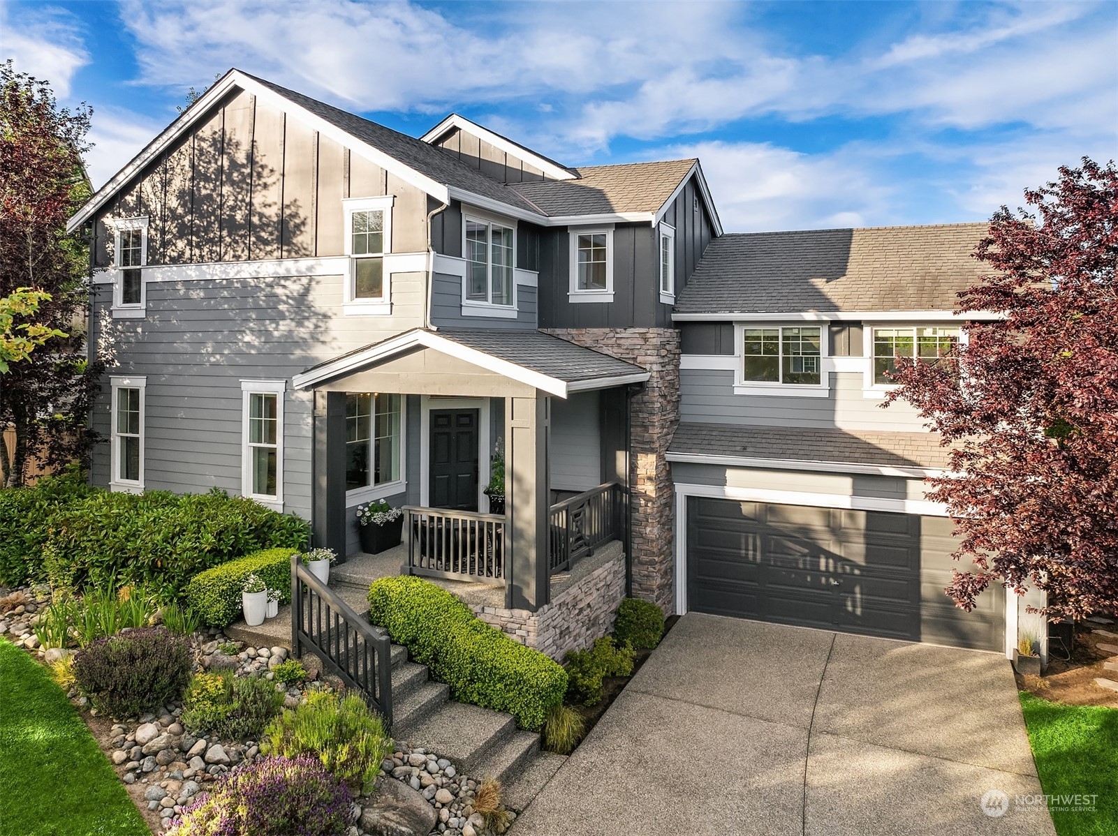 Property Photo:  7520 Pinnacle Place SE  WA 98065 